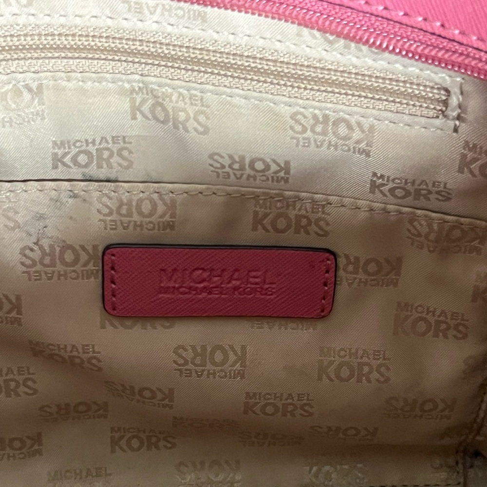 Michael Kors Pink Saffiano Leather Tote Gold Chain Shoulder Bag - Picture 16 of 16